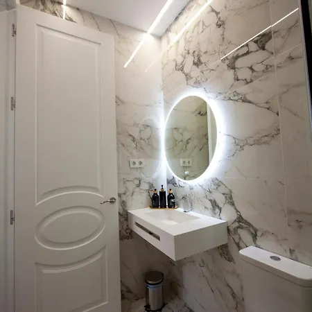 Apartman Pries Homes - Little Lotus Málaga