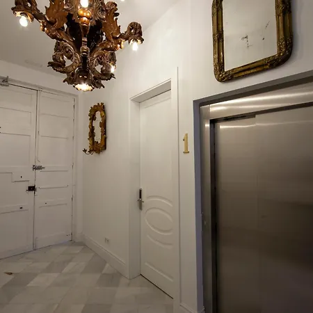 Apartment Pries Homes - Little Lotus