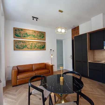 Apartment Pries Homes - Little Lotus *