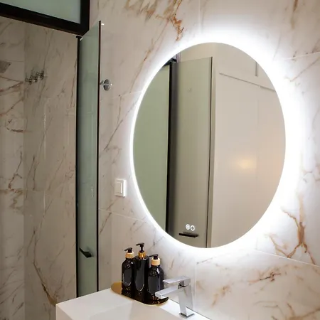 Pries Homes - Little Lotus Apartment