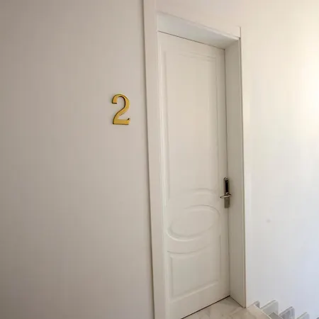 Apartment Pries Homes - Little Lotus *