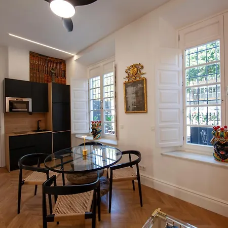 Apartment Pries Homes - Little Lotus